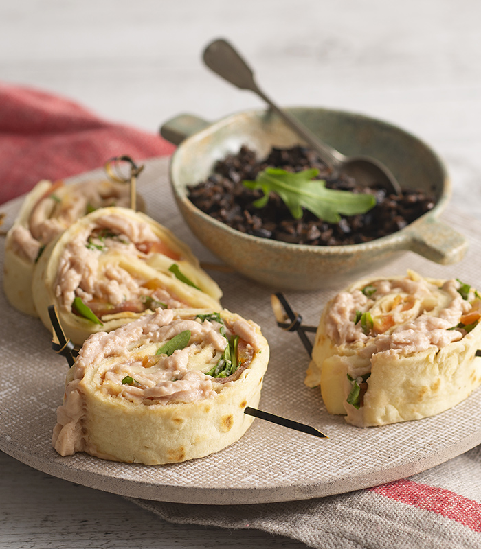 Miniwraps gefüllt mit Thunfisch Paté