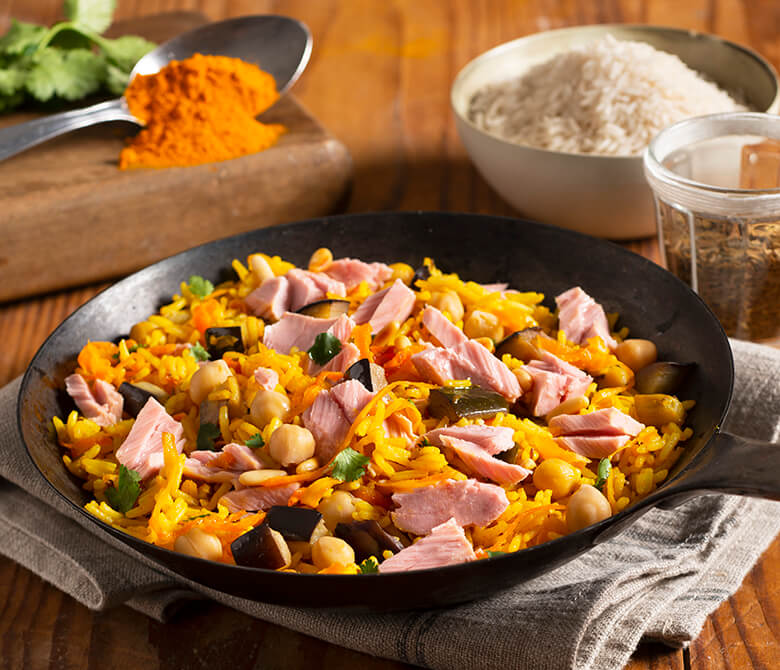 Orientalischer Reis mit Thunfisch